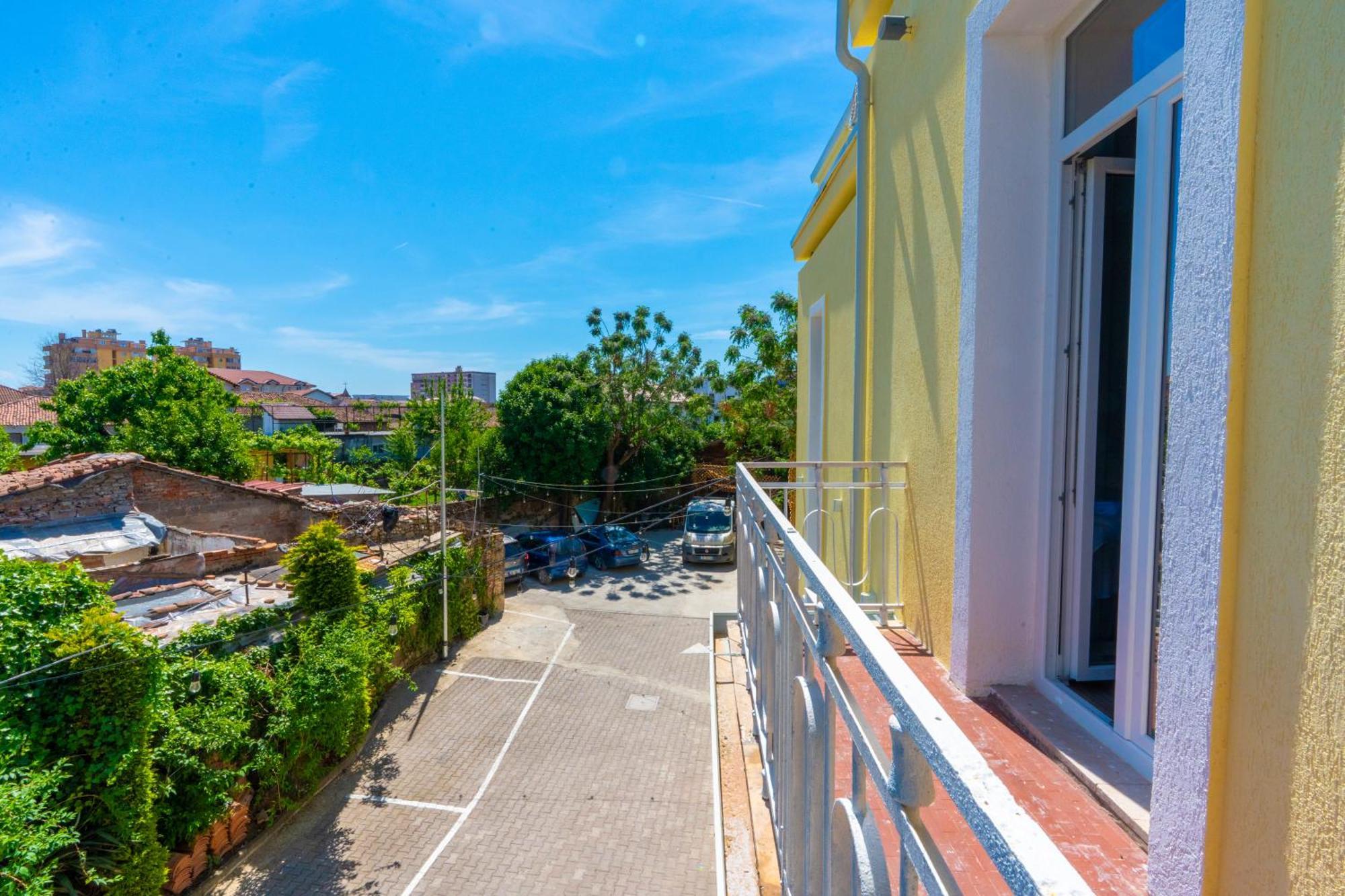 Gjuhadoli Hotel Restaurant Шкодер Экстерьер фото